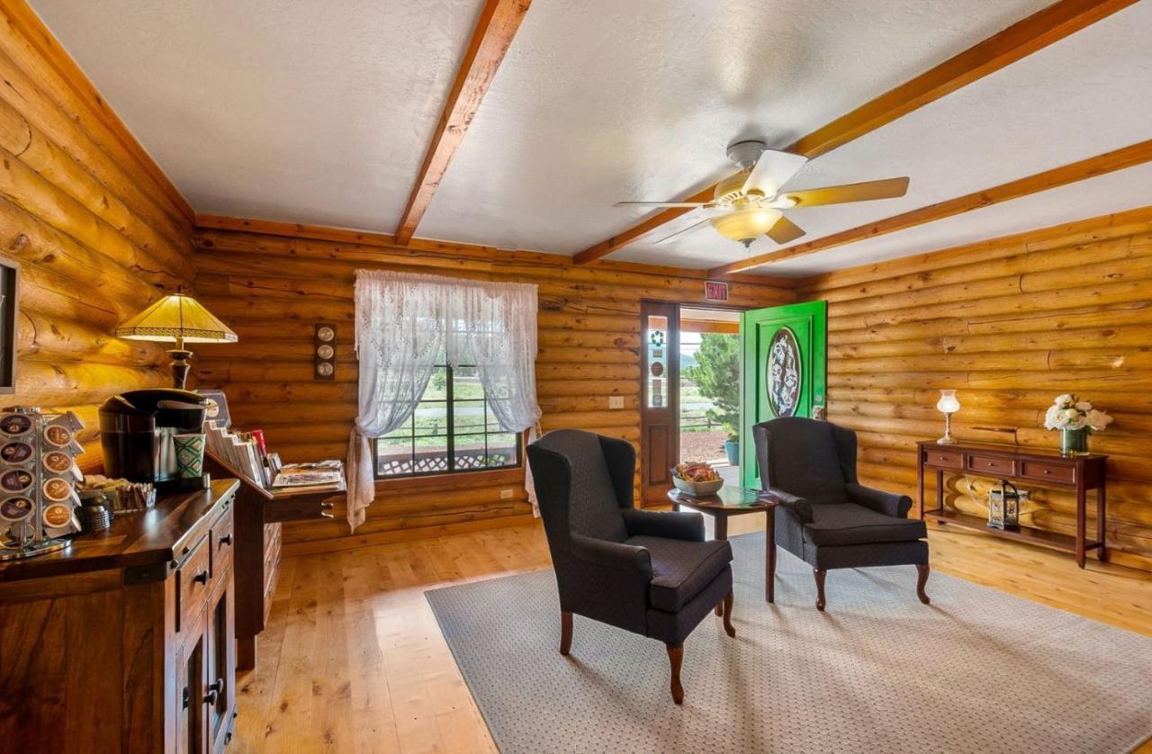Quarter Horse Inn & Lodge Williams Luaran gambar