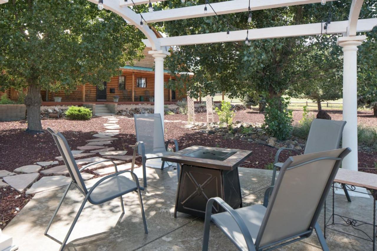 Quarter Horse Inn & Lodge Williams Luaran gambar