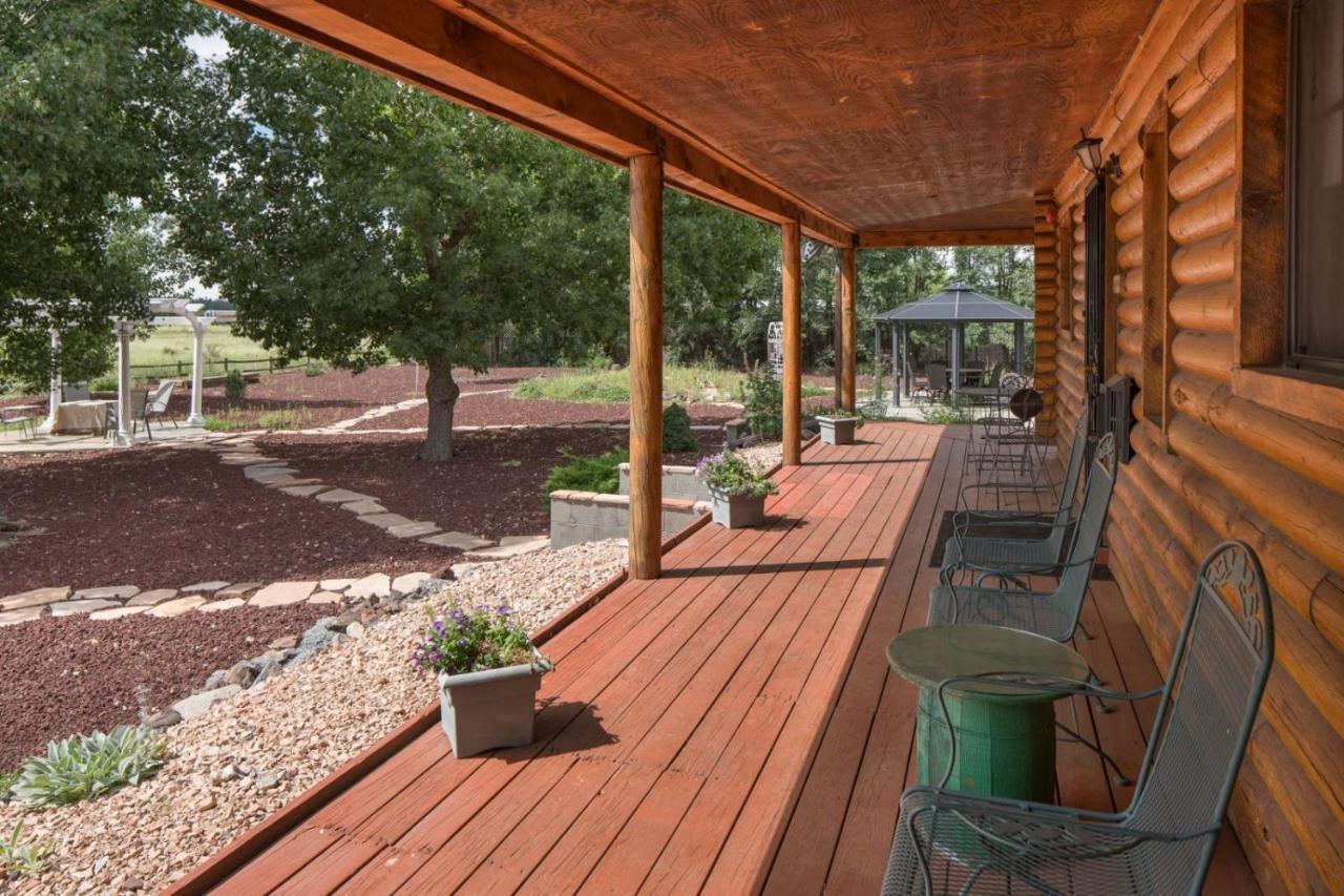 Quarter Horse Inn & Lodge Williams Luaran gambar