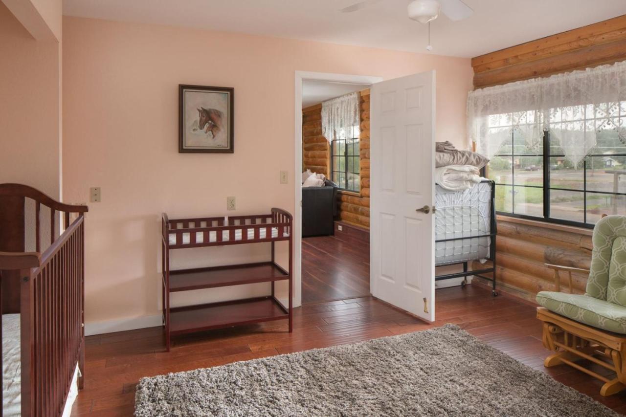 Quarter Horse Inn & Lodge Williams Luaran gambar